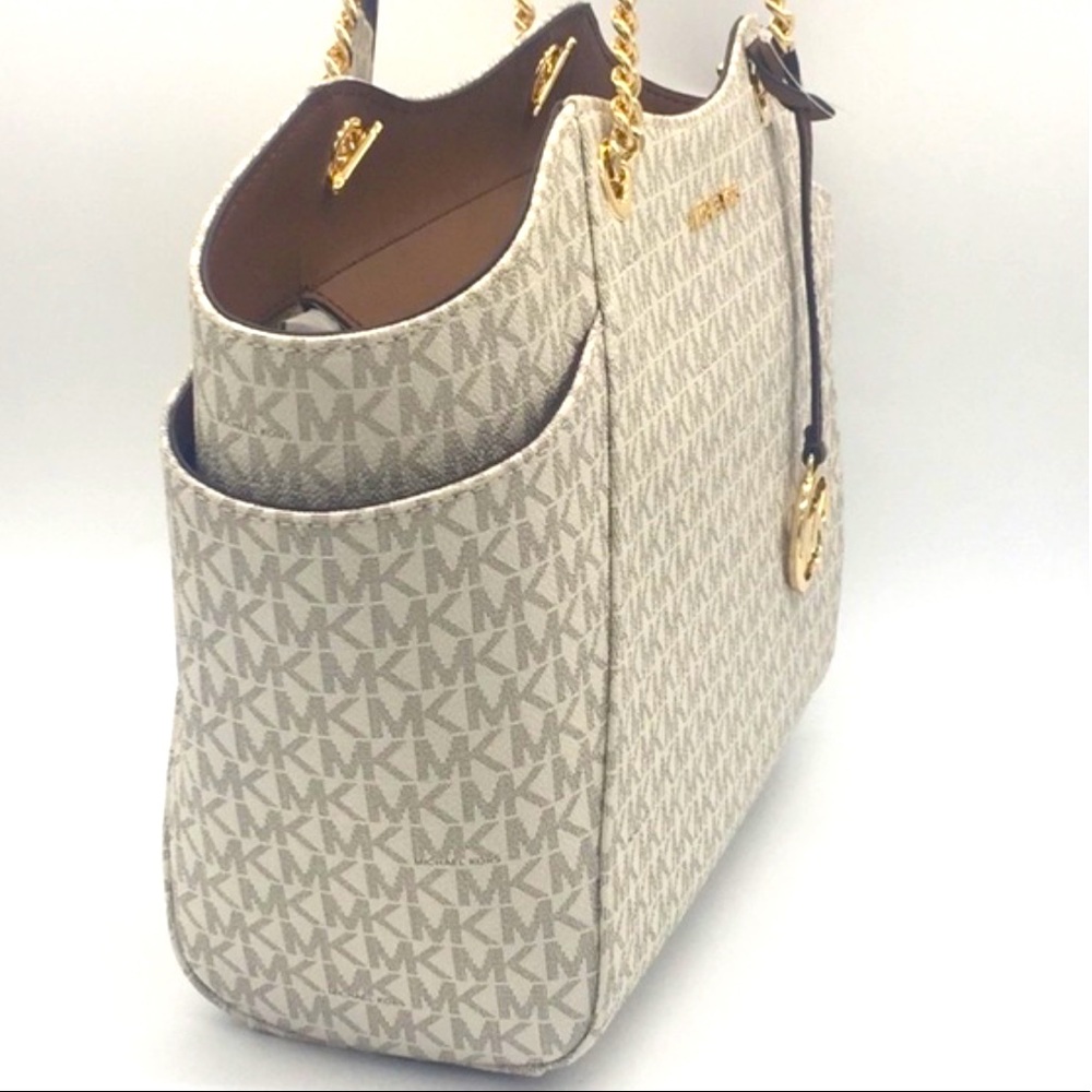 MICHAEL KORS LG CHAIN SHOULDER TOTE VANILLA - Picture 6 of 16